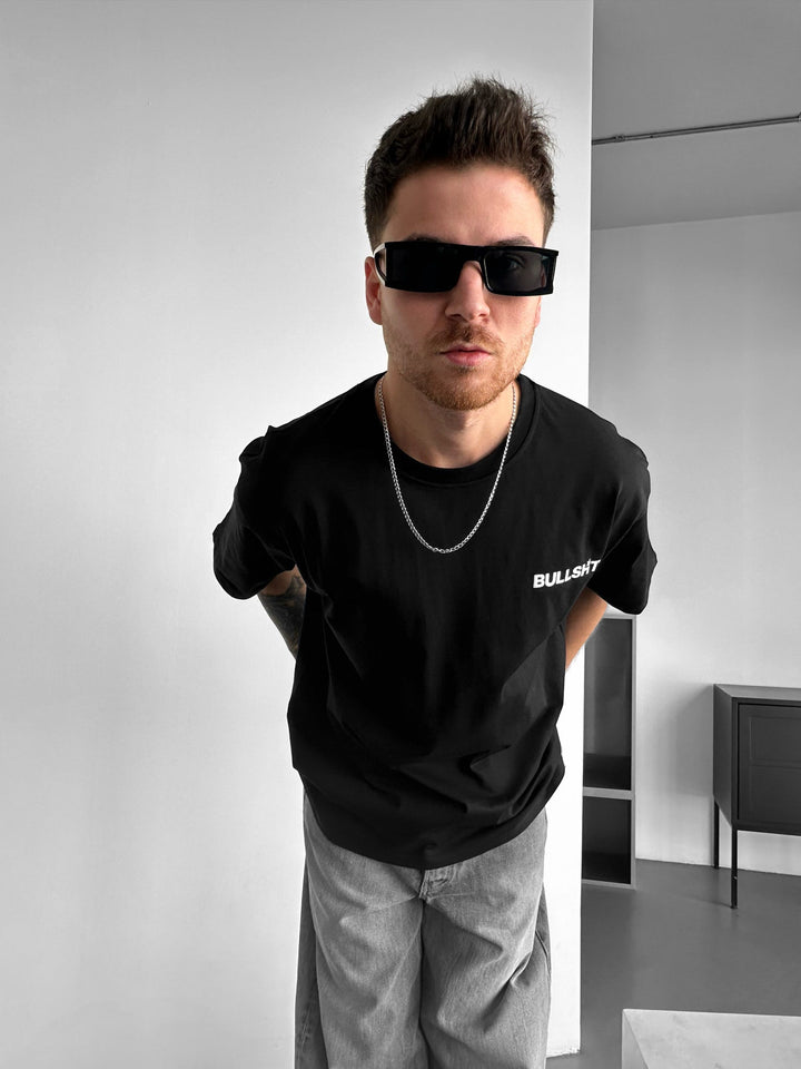 T-shirt Oversize z Motywem Całowania - Czarny