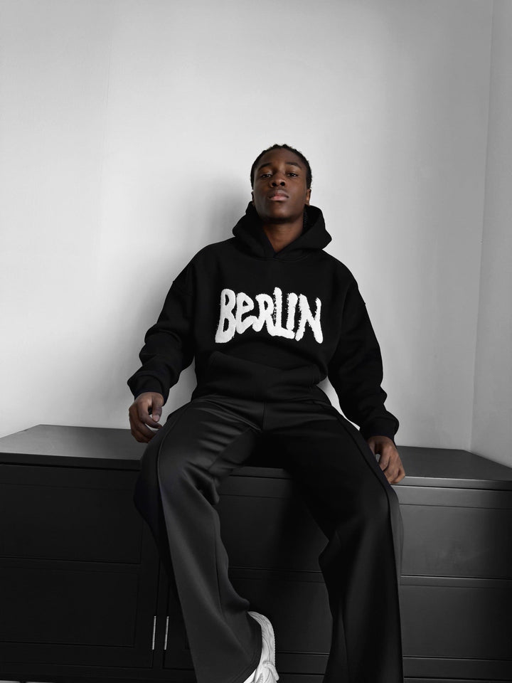 Oversize Berlin "Sumpf" Hoodie - Czarny