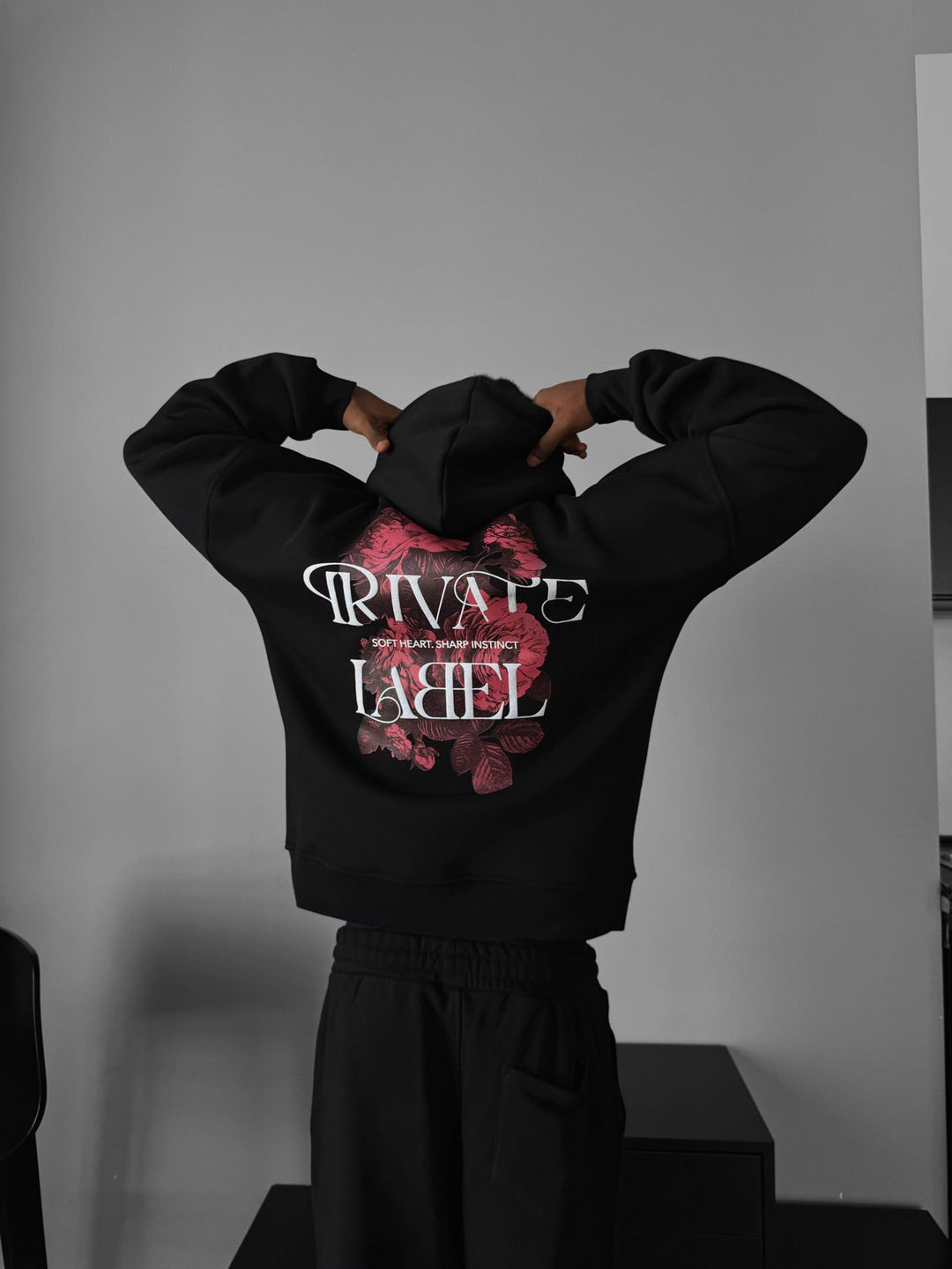 Oversize Hoodie z Prywatną Metką - Czarny