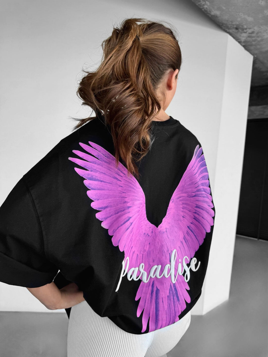 T-shirt Oversize Parrot Paradise - Czarny i Różowy