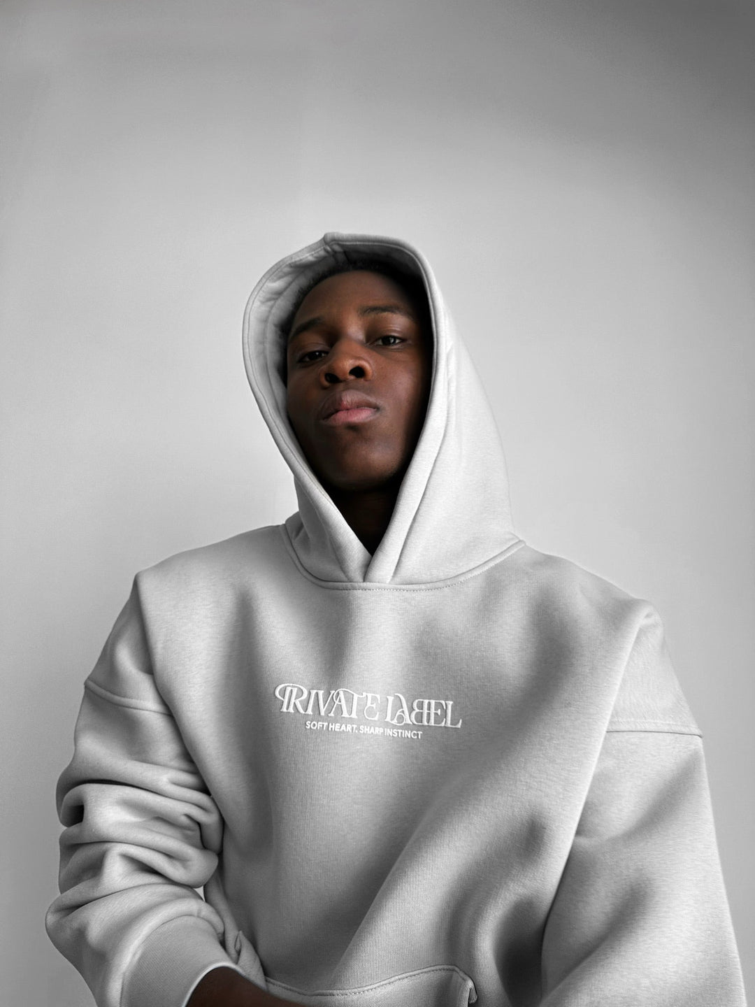 Oversize Hoodie z Prywatną Metką - Szary