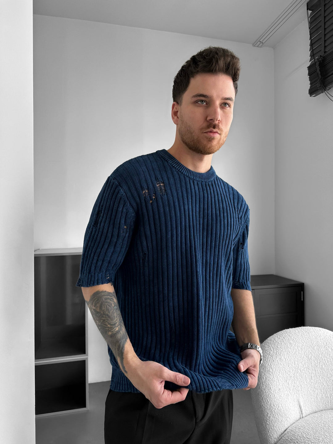 Oversize Przetarty T-shirt - Niebieski