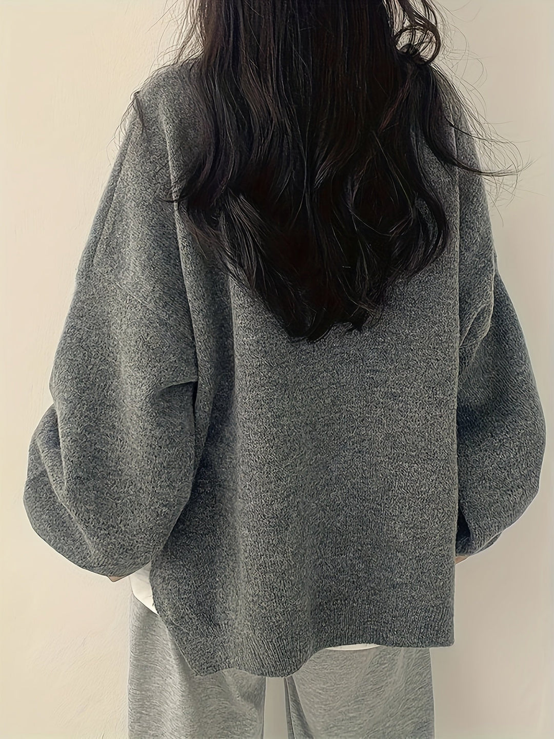 Swobodny Drop-Shoulder sweter