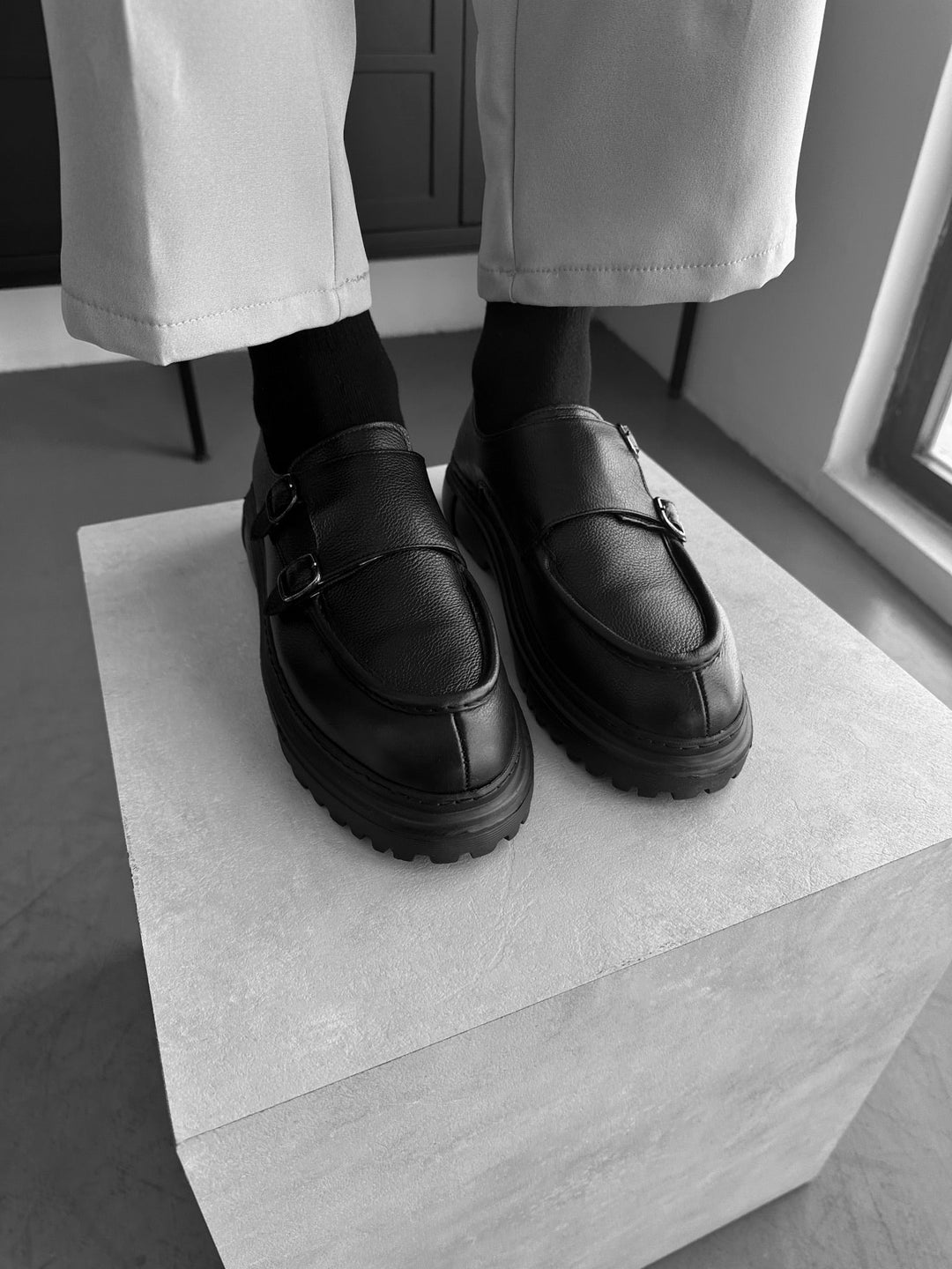 Skórzane Buty Mnicha - Czarne