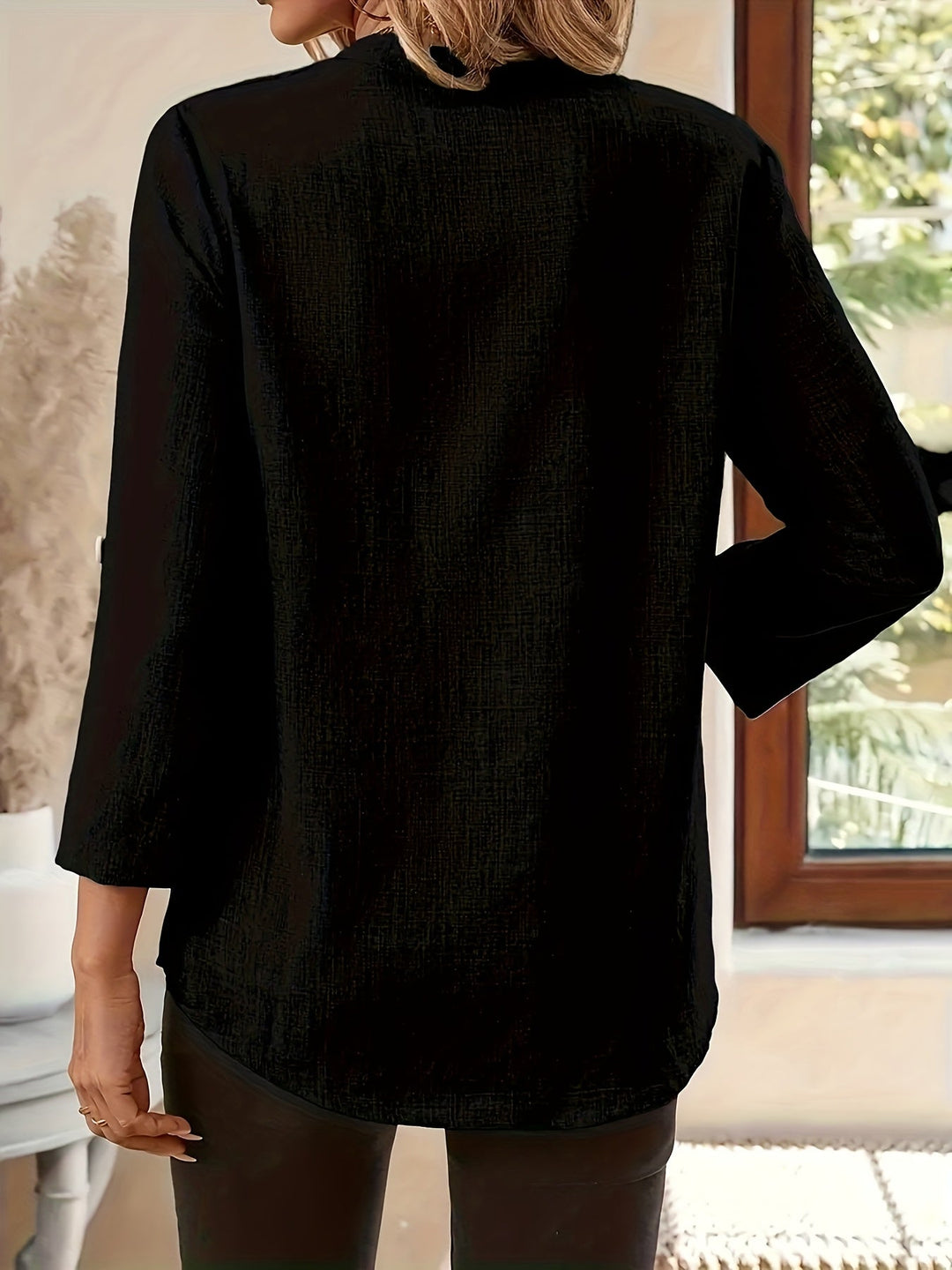 Elegancki dekolt V Roll-Sleeve top