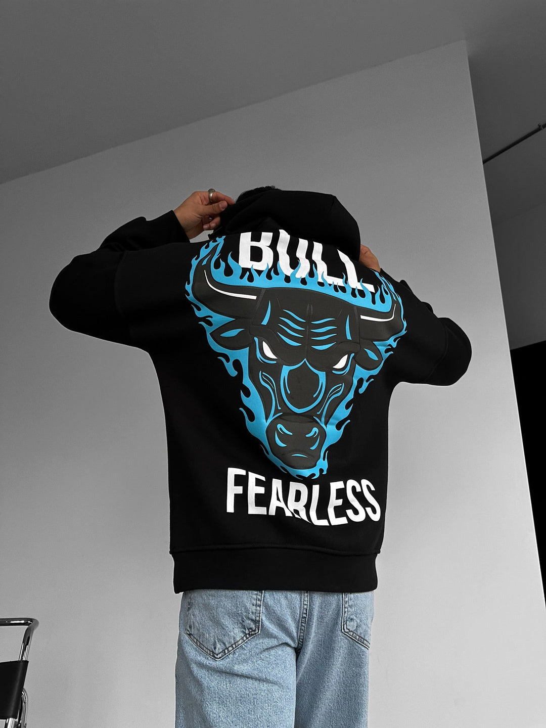 Oversize Bull Fearless Hoodie - Czarny i Niebieski