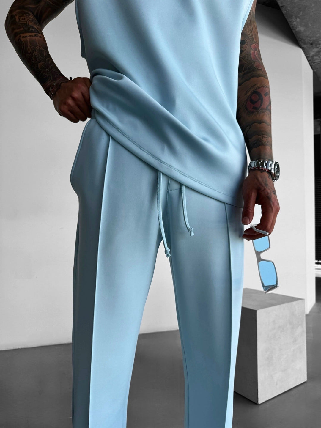 Luźne Spodnie z Materiału Nurkowego - Baby Blue