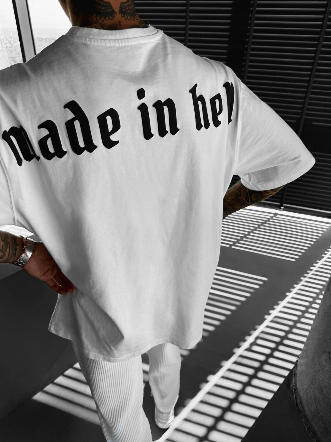 T-shirt Oversize Made in Hell - Ecru