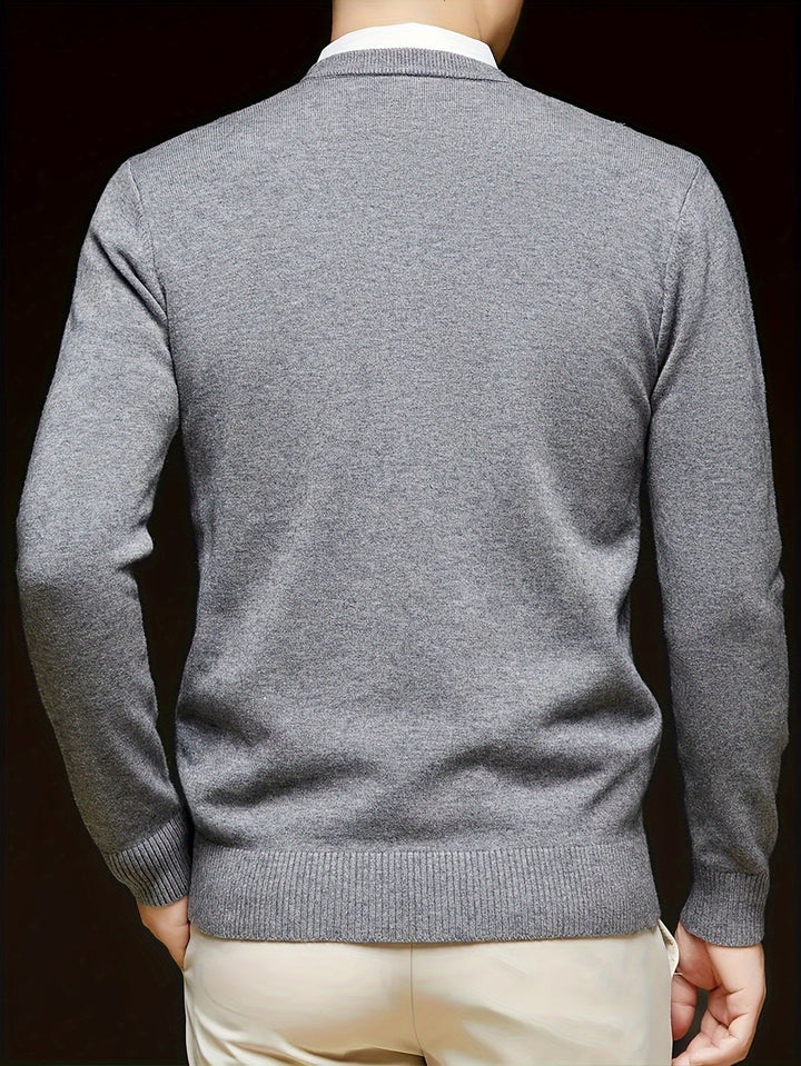 Elegancki sweter z dekoltem V