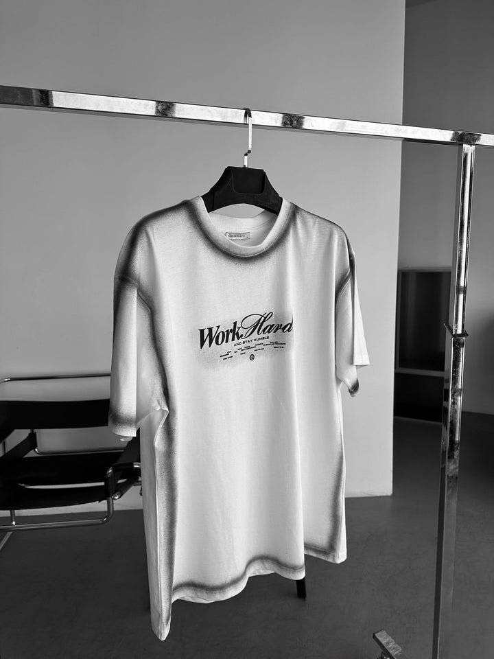 Oversize Shaded Work Hard T-shirt - Ecru
