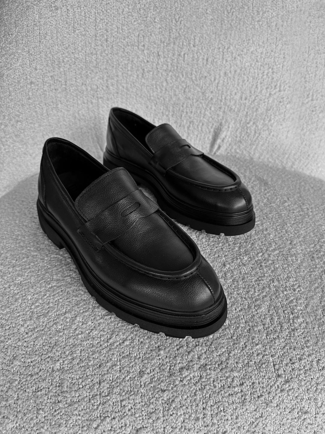 Klasyczne Skórzane Buty - Czarne