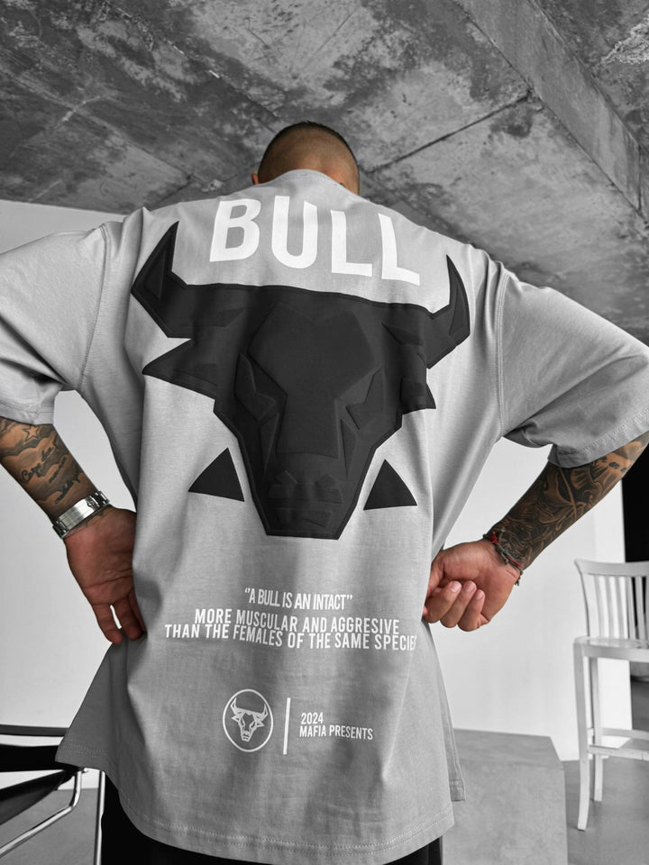 Oversize T-shirt z bykiem - Szary i Czarny