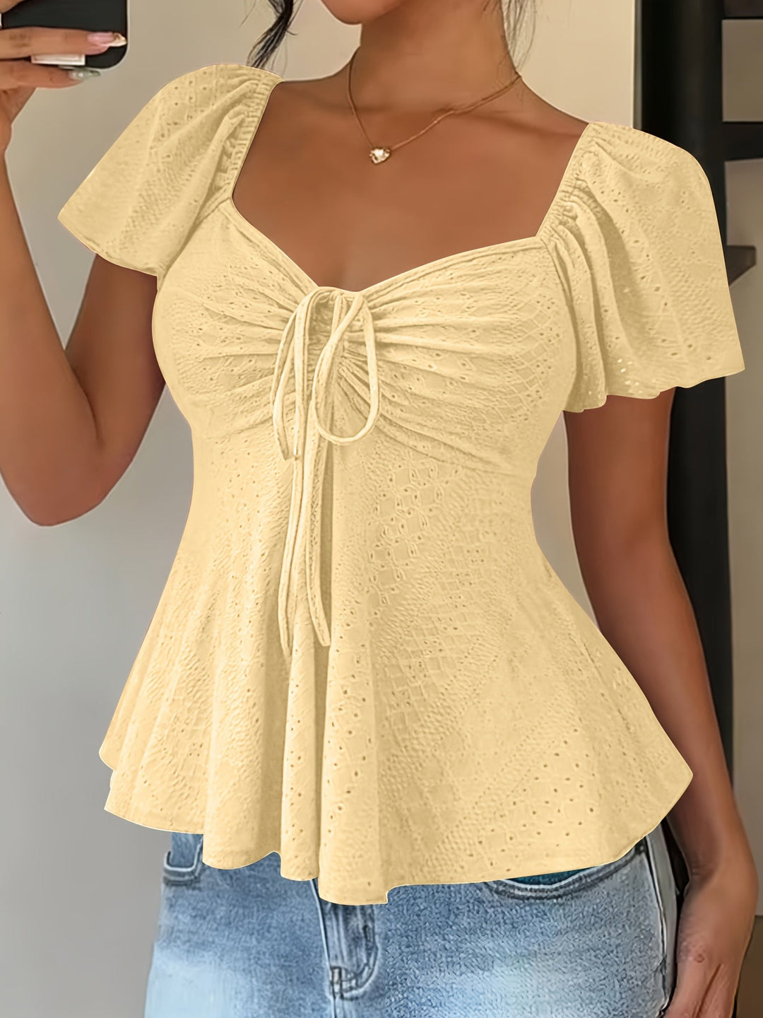 Flutter-Sleeve peplum top