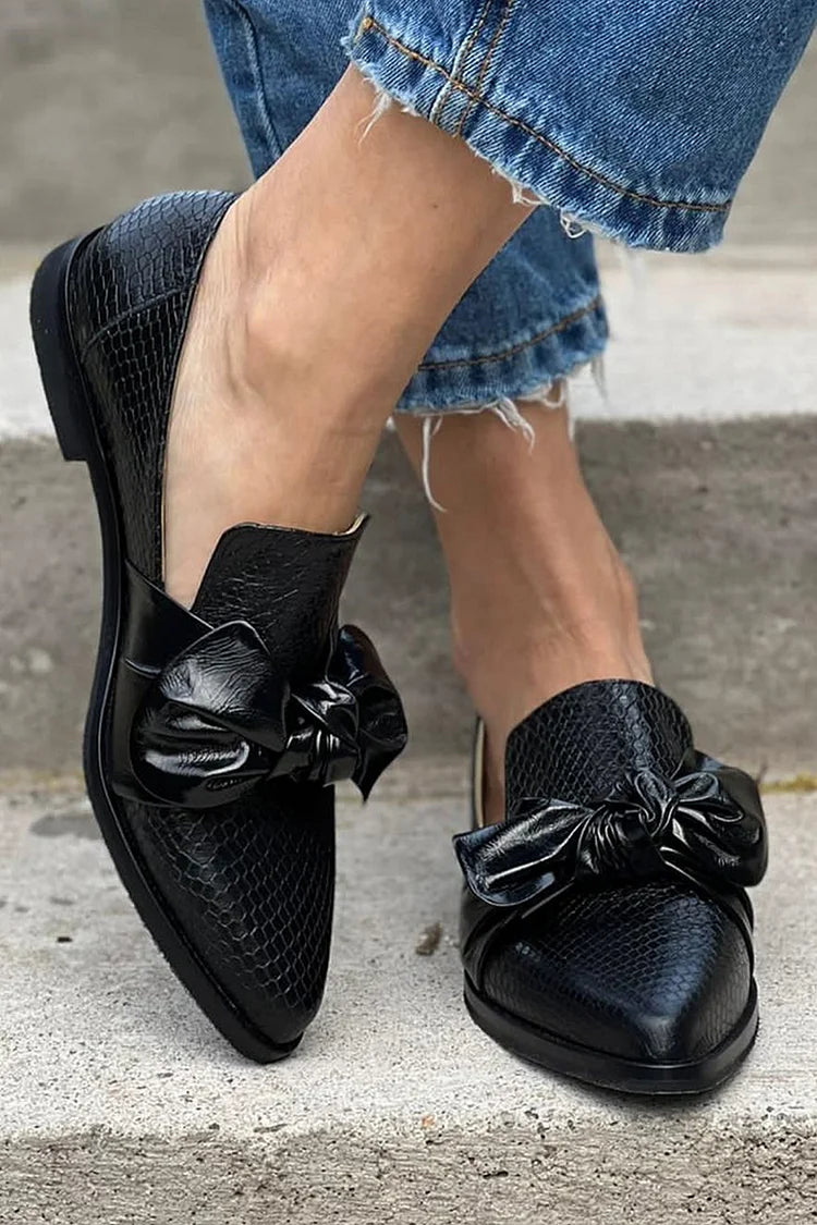 Elegancki Shiny Bow Black mokasyn