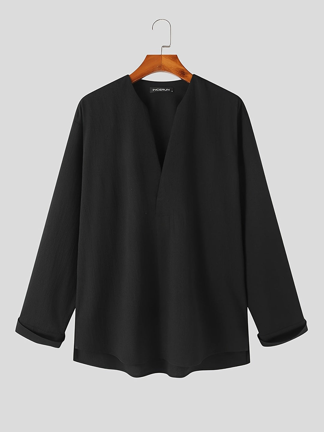 Collarless dekolt V koszula