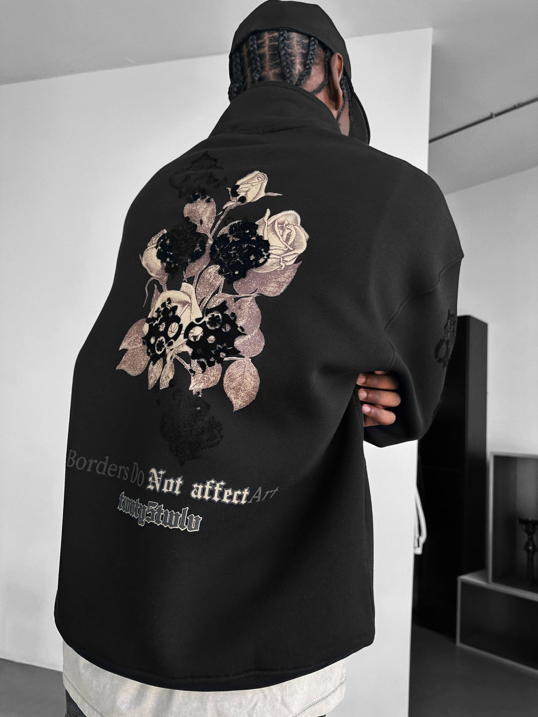 Oversize Half-Zip Graphic Sweatshirt - Czarny