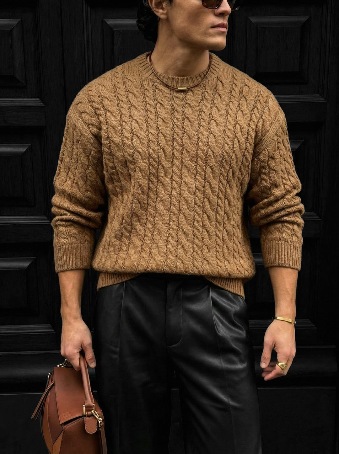 Sweter Oversize z Plecionką - Brązowy