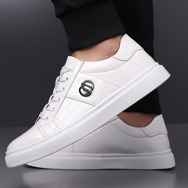 Elegancki fakturowany sneakersy
