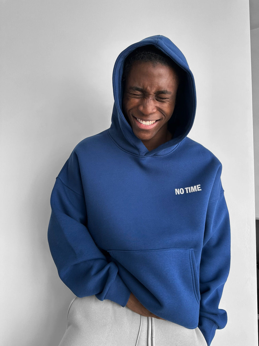 Oversize “Nie ma czasu na bzdury” Hoodie - Navy Peony