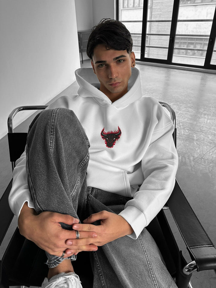 Oversize Bull Fearless Hoodie - Biały