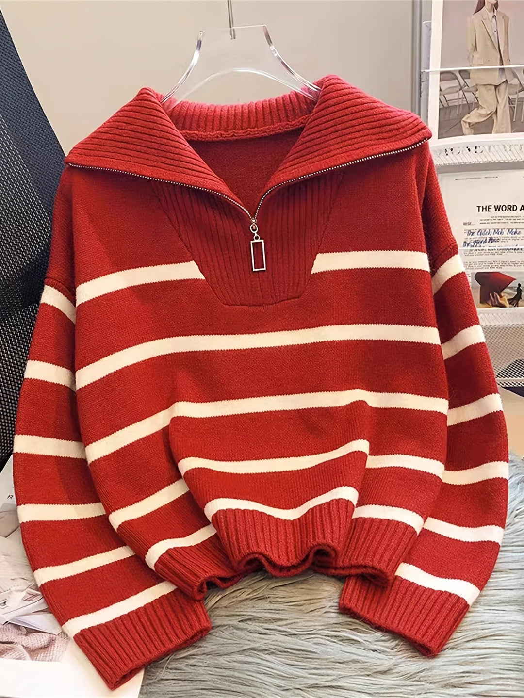 W paski zamek 1/4 sweter
