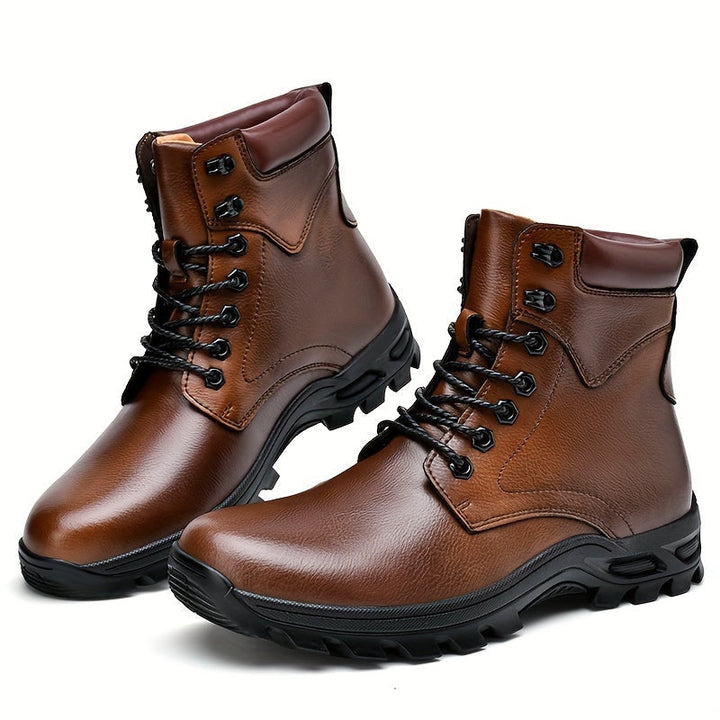Solidny sznurowane buty
