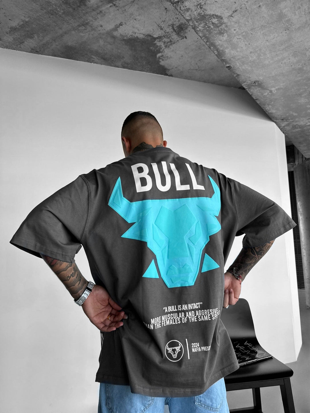 T-shirt Oversize Bull - Antracyt