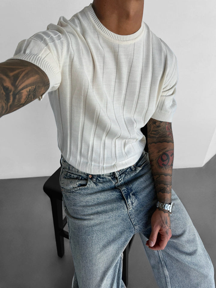 T-shirt Regular Fit z dzianiny - Kremowy