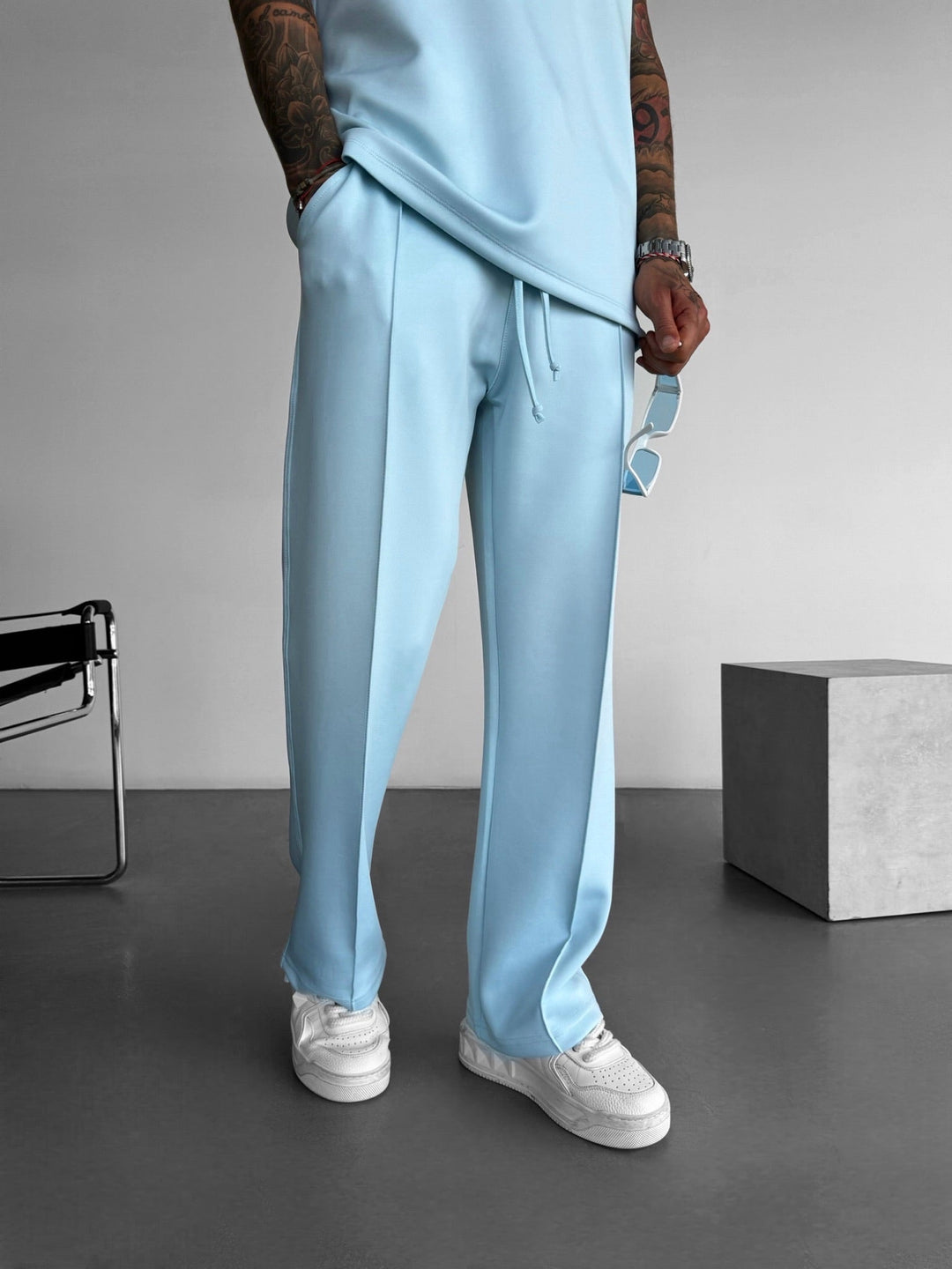 Luźne Spodnie z Materiału Nurkowego - Baby Blue