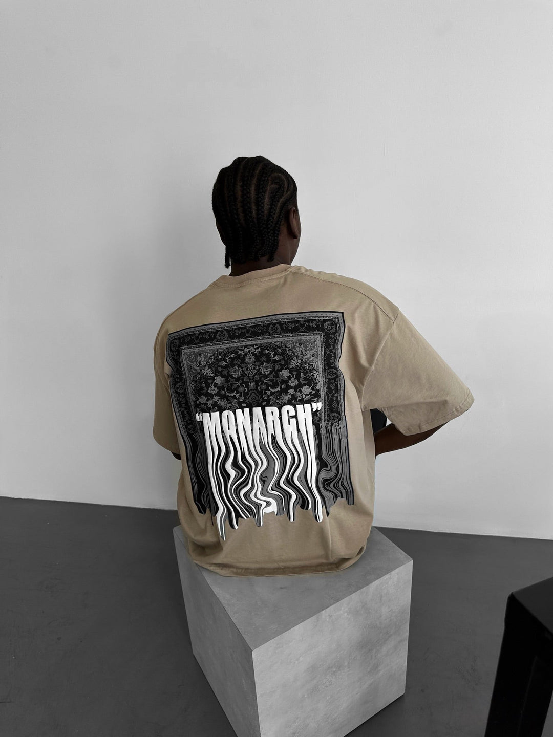 Oversize Monarch T-Shirt - Beżowy