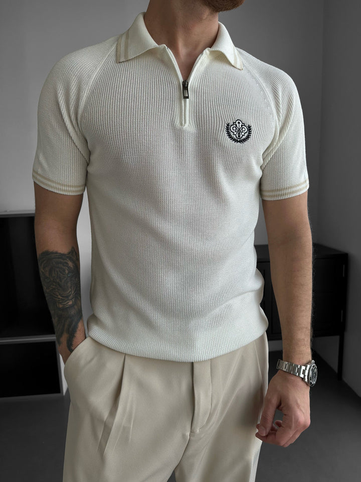 Slim Fit Polo z haftem z pół-zamkiem - Ecru