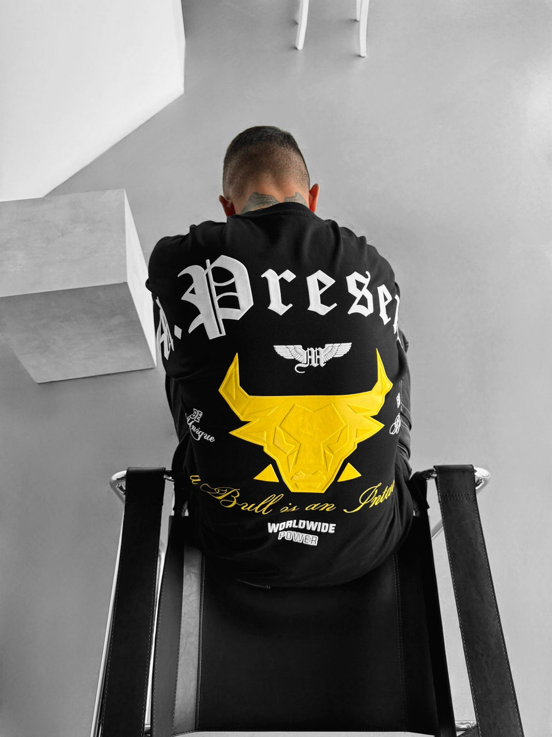 Koszulka Oversize Bull Worldwide - Czarna i Żółta