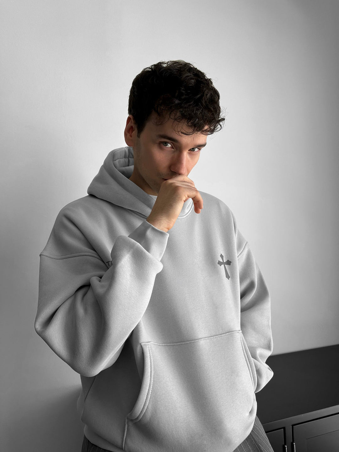 Oversize Cross Hoodie - Szary