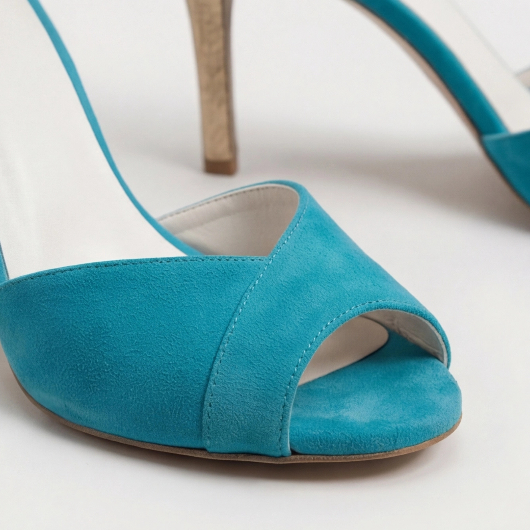 Elegancki wygodny szpilki z paskiem