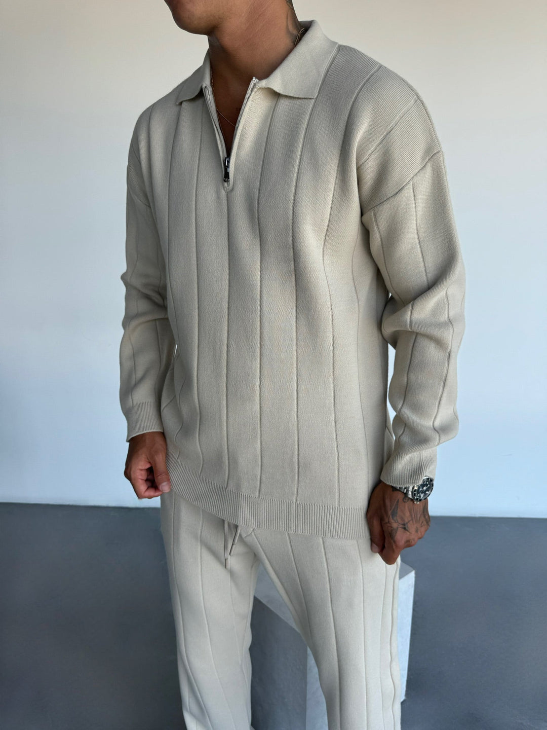 Oversize Lines Knit Zipper Polo Sweatshirt - Kamień