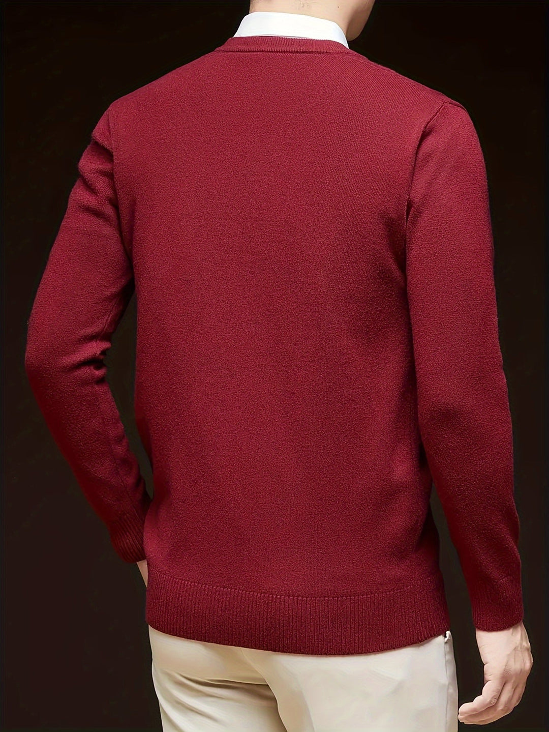 Elegancki sweter z dekoltem V