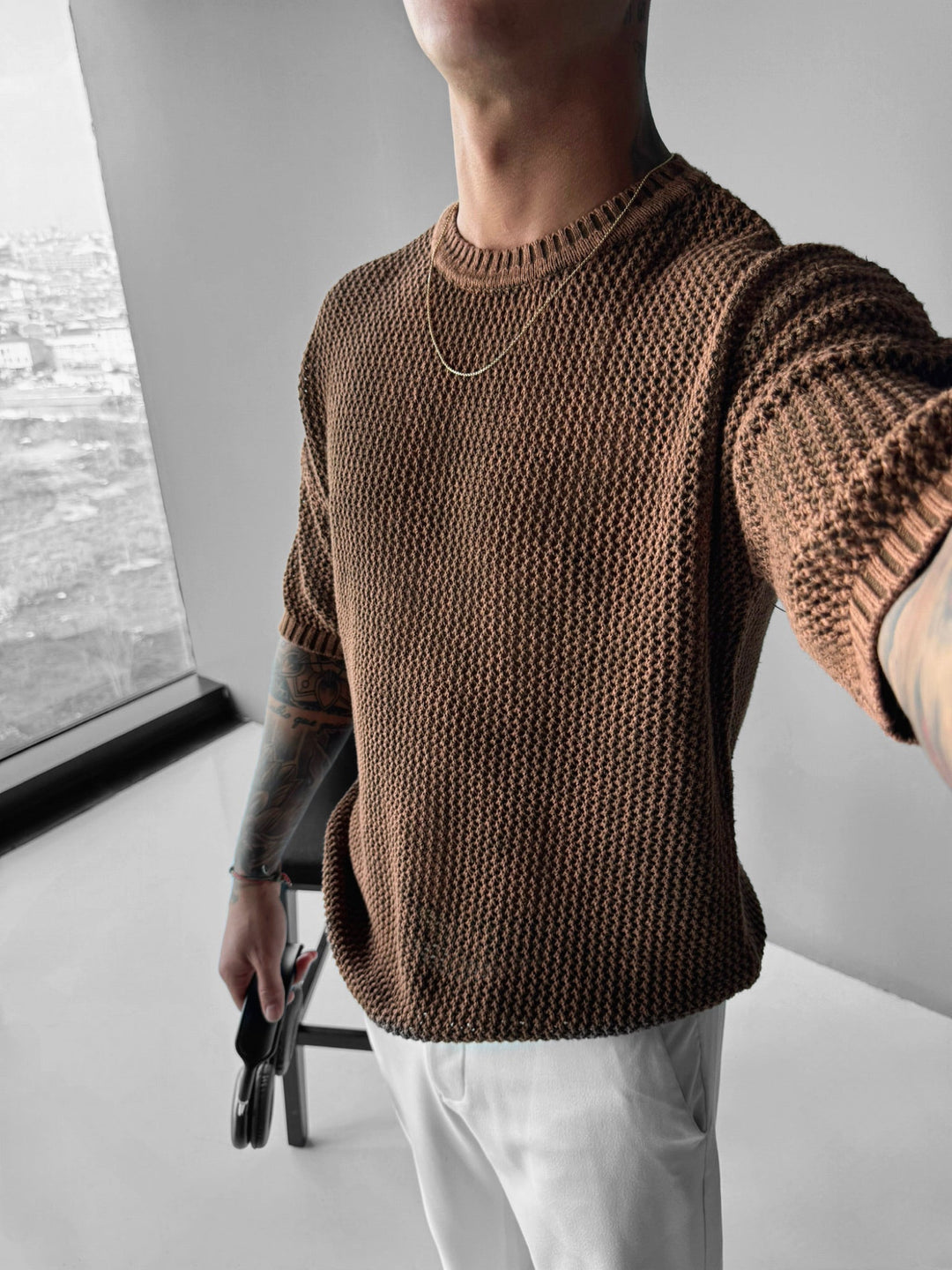 T-shirt Regular Fit z dzianiny w kratkę - Okrągły