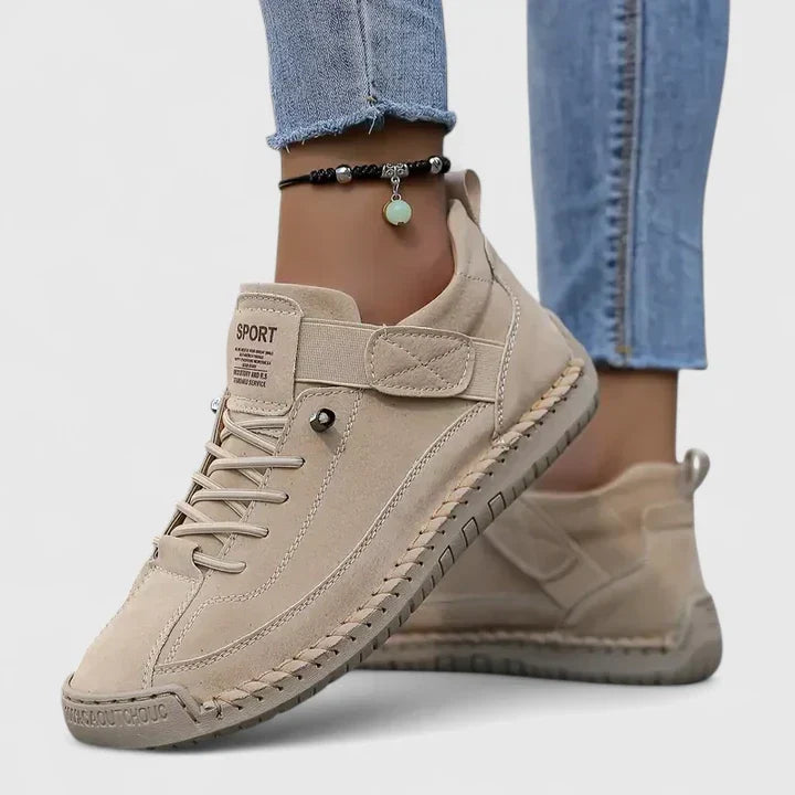 Wspierający wygodne sneakersy