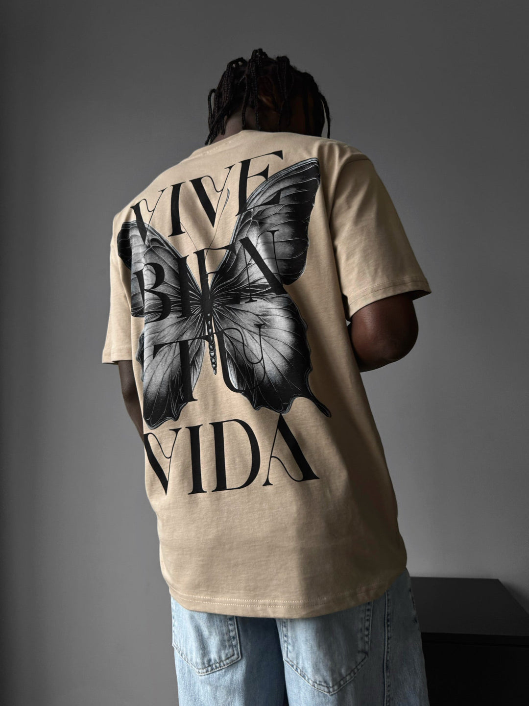 Oversize "Vive Bien Tu Vida" T-shirt - Beżowy