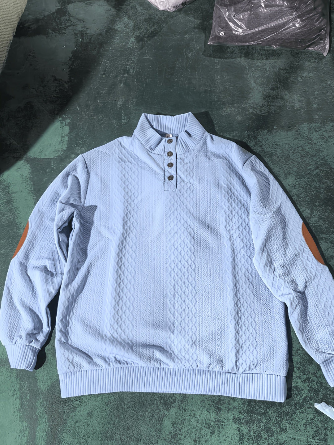Wyróżniać się kołnierz guzik Henley sweter