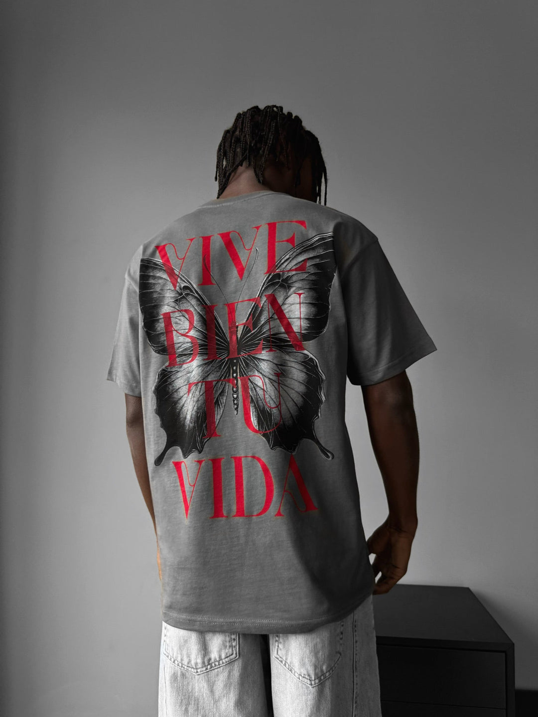 Oversize "Vive Bien Tu Vida" T-shirt - Antracyt