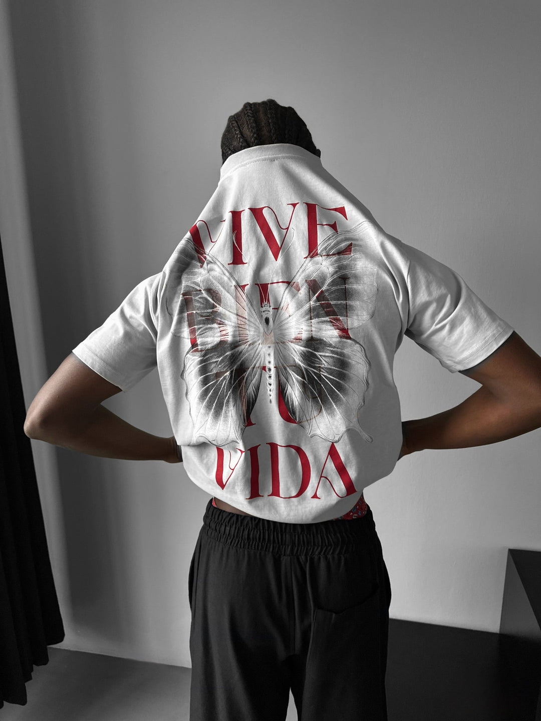 Oversize "Vive Bien Tu Vida" T-Shirt - Szary