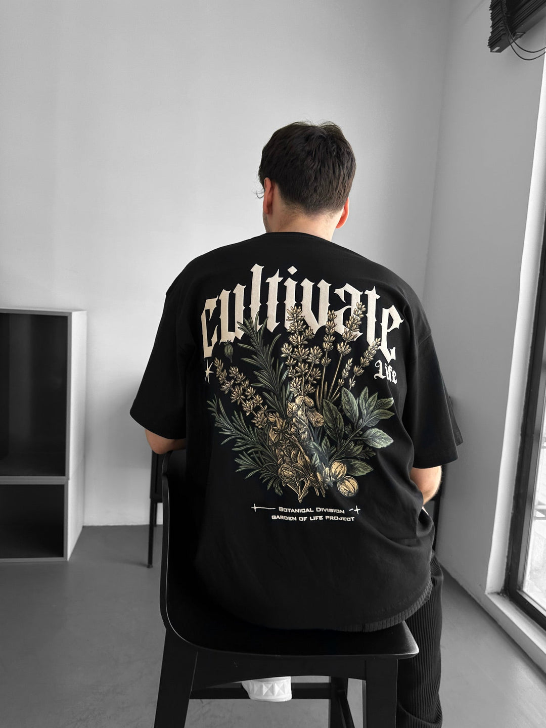 T-shirt Oversize Cultivate - Czarny