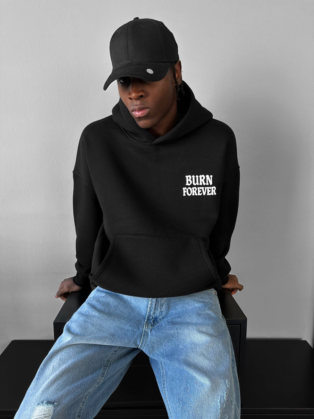 Oversize “Burn Forever” Hoodie - Czarny