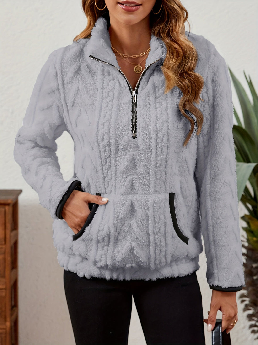Przytulny zamek 1/2 sweter