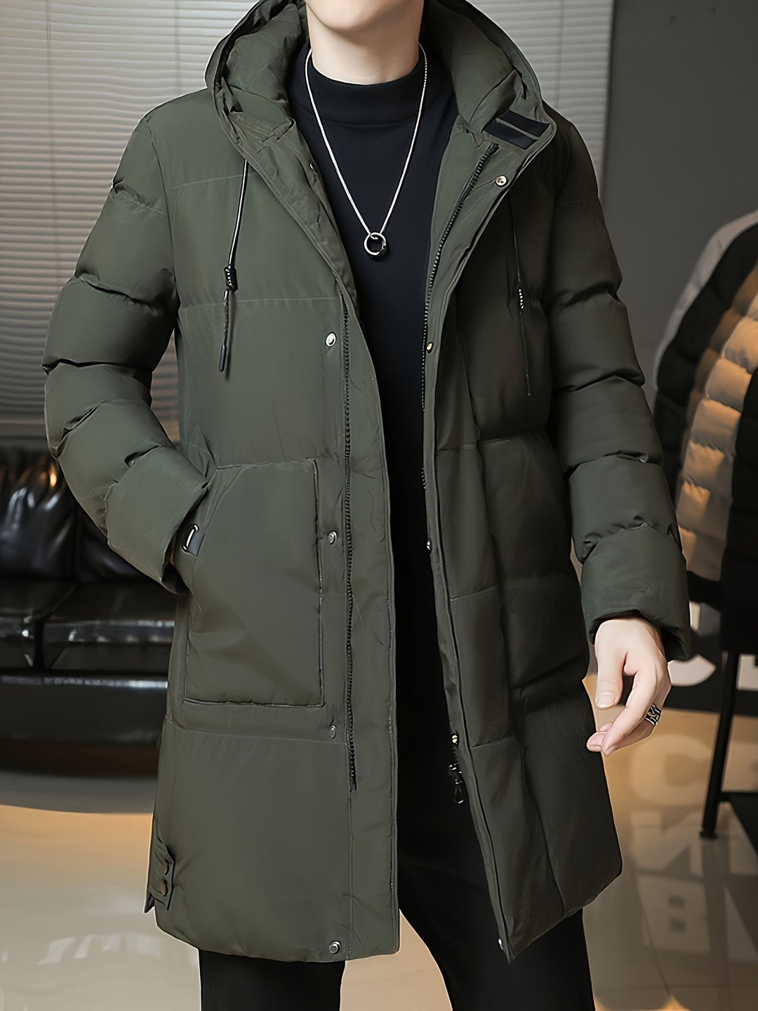 Z kapturem wydłużony płaszcz puchowy