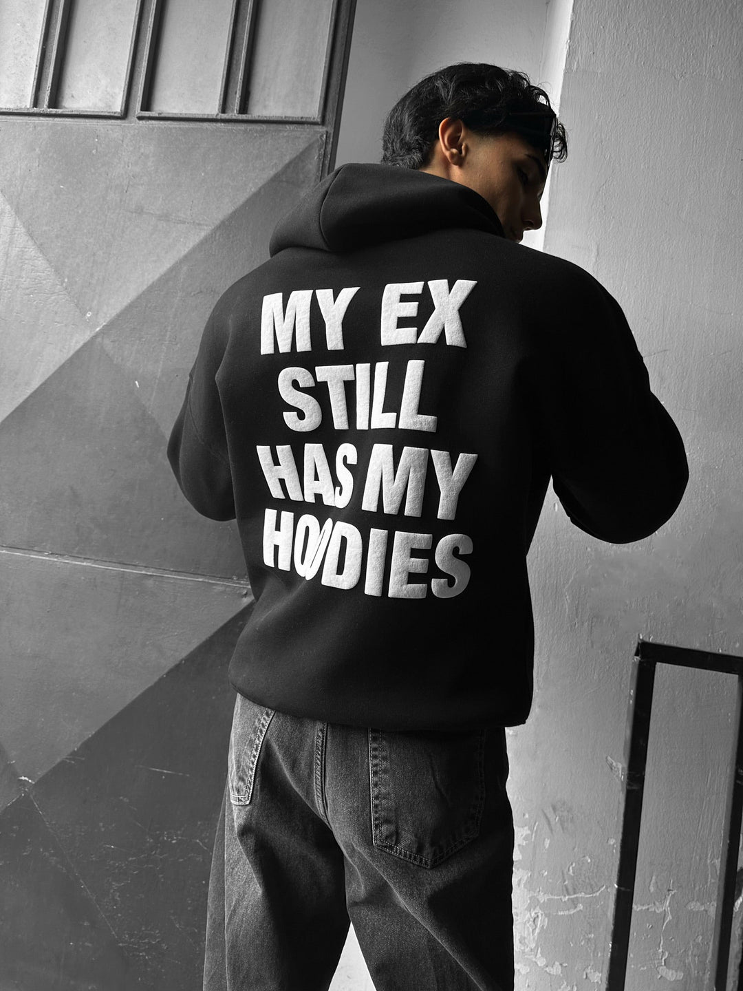Oversize EX Część II Hoodie - Czarny i Biały