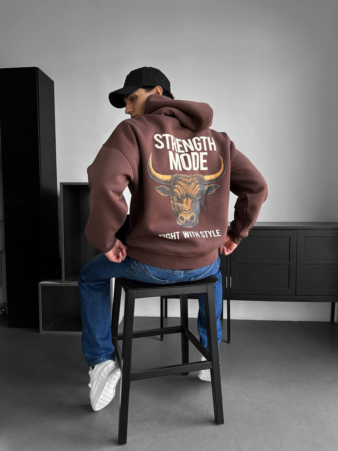 Hoodie w trybie oversize - Brązowy