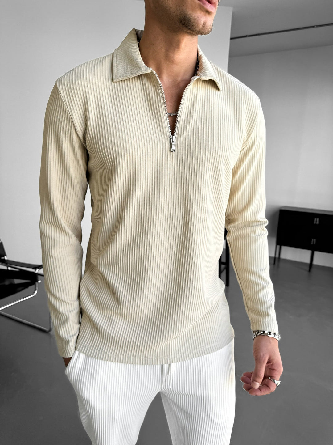 Luźna bluza polo z zamkiem - Beżowa