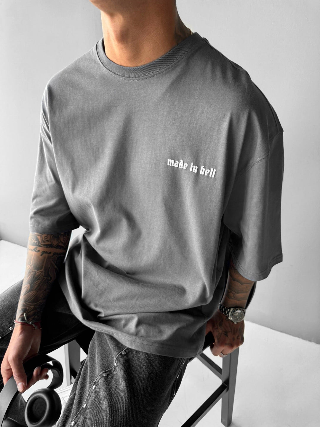 T-shirt Oversize Made in Hell - Antracytowy